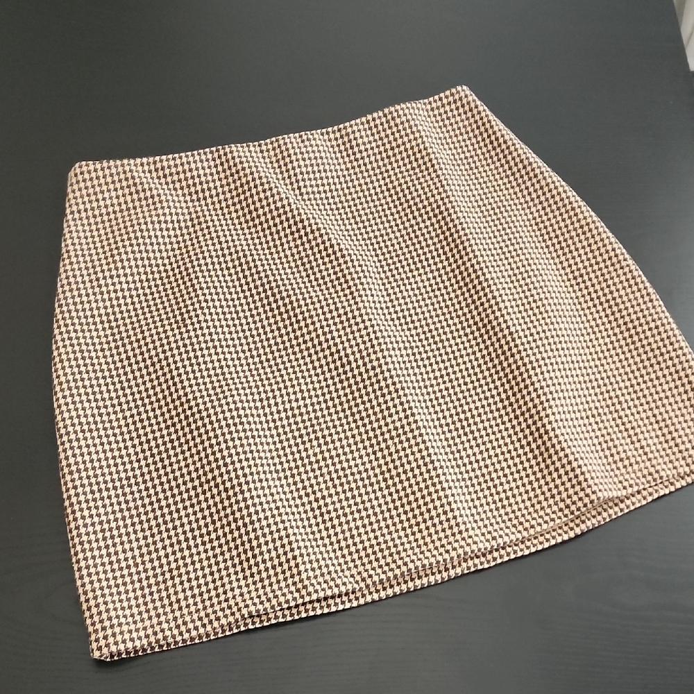 SHEIN Brown and White Mini Pencil Skirt